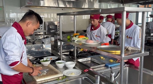 Young Chefs to Spread Hue Culinary Culture