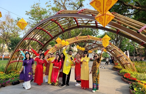 The Giap Thin Spring Festival 2024 launched