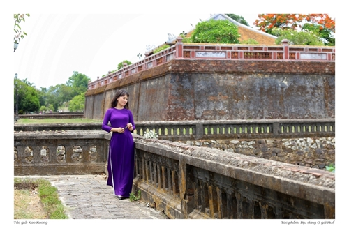 Hue-born photographer opens photo exhibition themed The ao dai which I love
