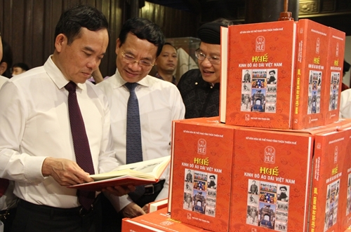 Two publications in Hue Bookcase project to be launched on the occasion of Reading Culture Day