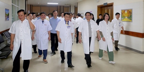 Hue Central Hospital honored in Vietnam Glory 2024
