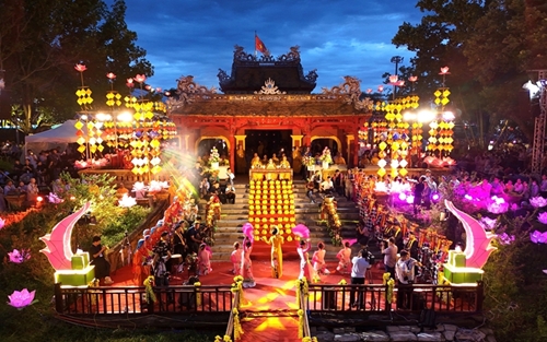 Solemn Lantern Festival on the Huong River