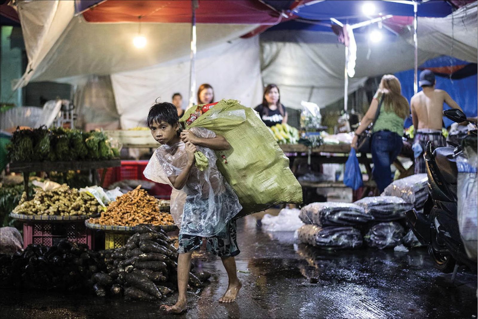 Đông Nam Á: Khoảng cơ hội nhiều nghèo khó càng ngày càng tăng