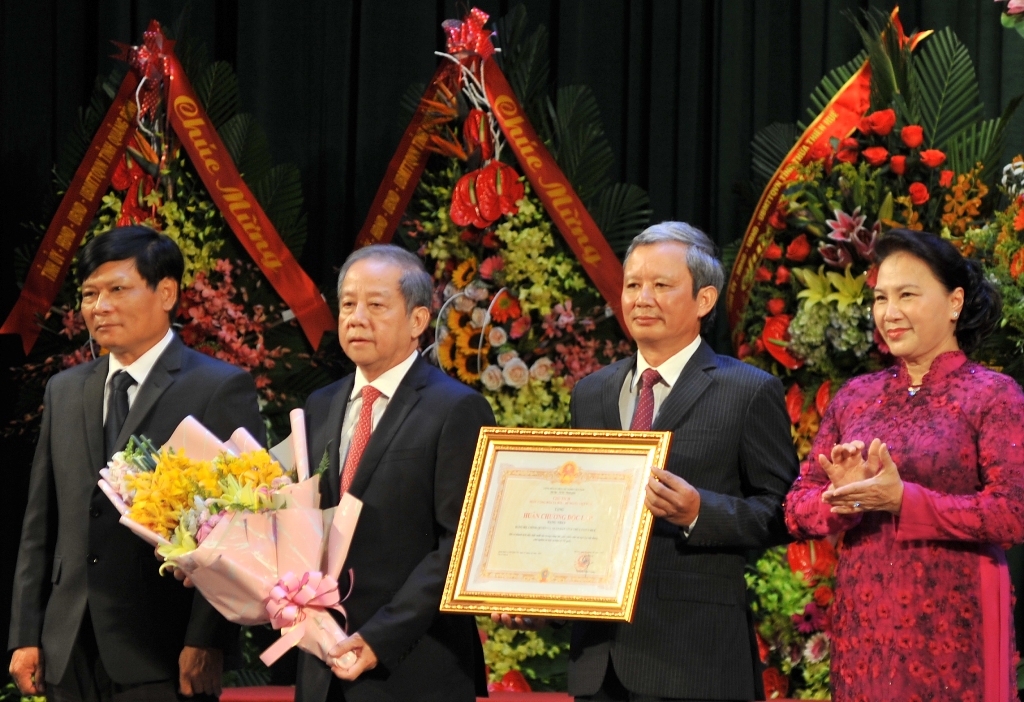 First-class Independence Medal is the recognition of the Party and the State of the achievements of Thua Thien Hue in recent years