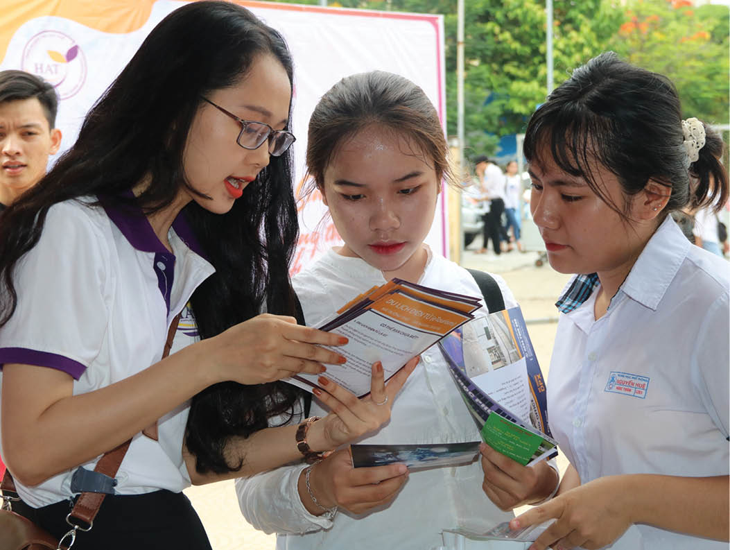 Sẽ có các chương trình đào tạo bằng tiếng nước ngoài