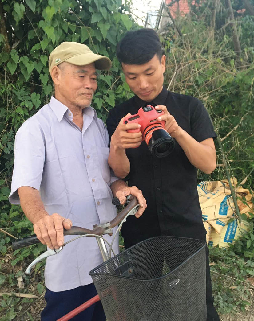 Lưu giữ chân dung người làng