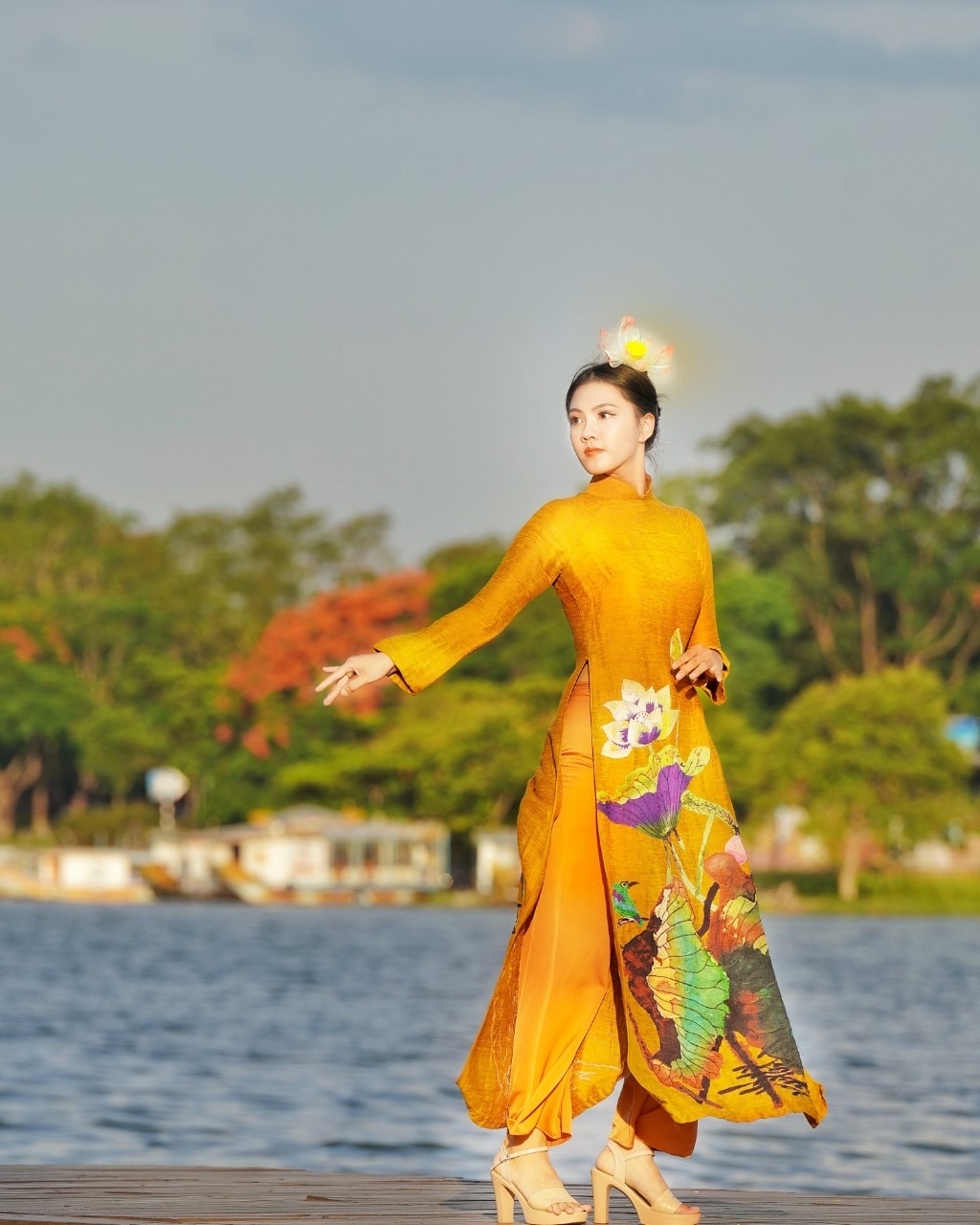 Promoting ao dai culture must truly have love and passion