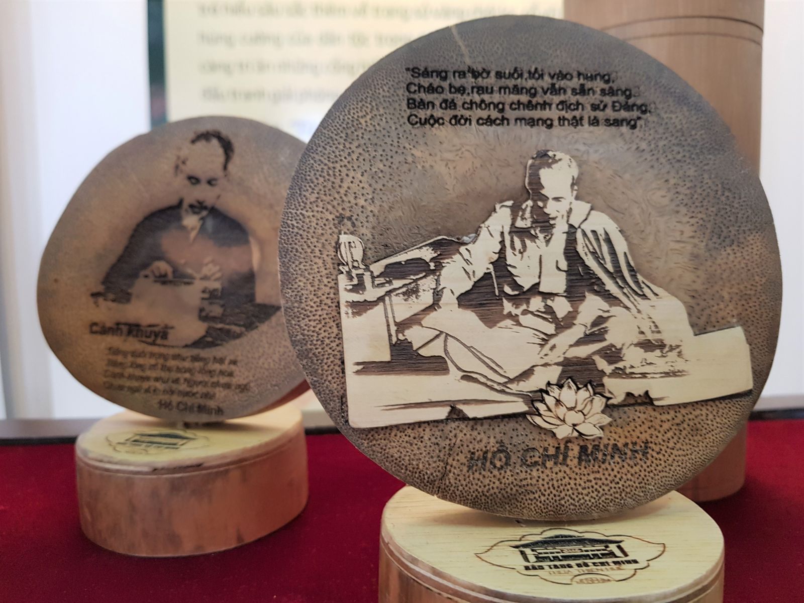 The souvenir products engraved with Uncle Ho’s image and his verses