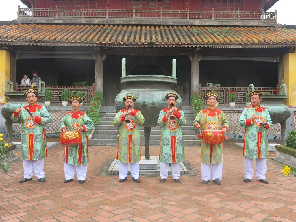 Court grand music performance at The To Temple