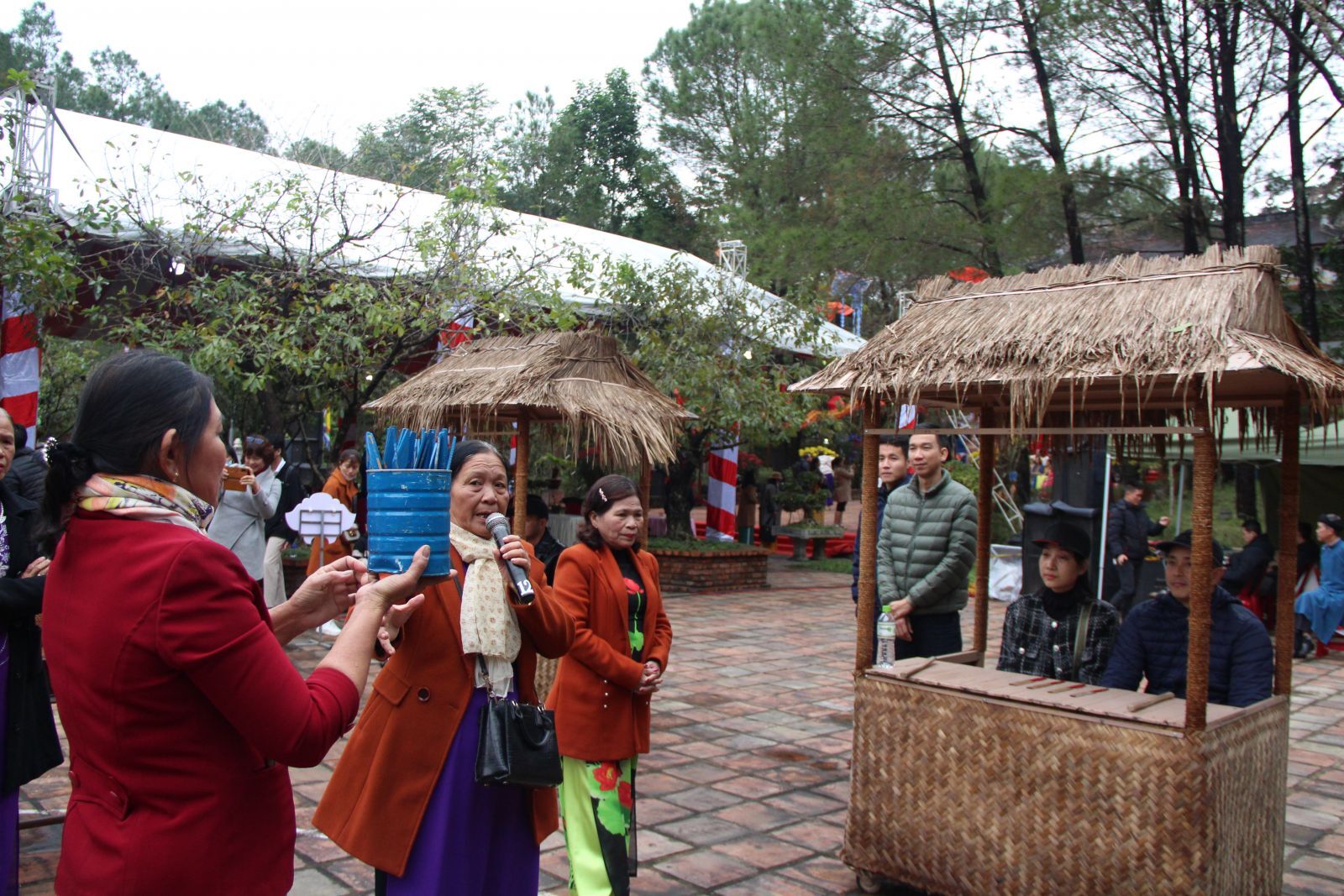 The space of bai choi game to meet the demand of entertainment of locals and tourists everywhere