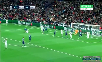 Real 3-0 Wolfsburg: Ronaldo che mờ tất cả