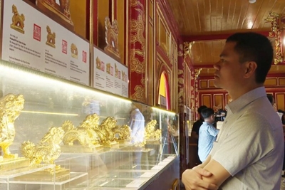 Unique replicas of the gold seals of the Nguyen Dynasty