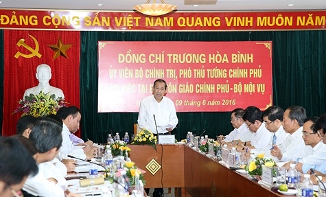 Phó Thủ tướng Trương Hòa Bình làm việc với Ban Tôn giáo Chính phủ