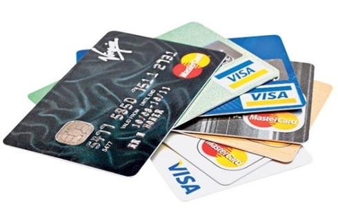 Cho vay nóng qua thẻ tín dụng Sẽ đưa vào “tầm” giám sát