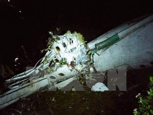 Hé lộ chi tiết nguyên nhân máy bay chở đội bóng Brazil rơi ở Colombia