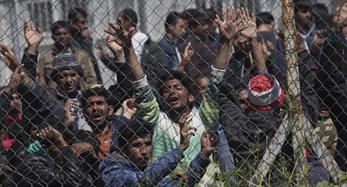 Hơn 380 000 người di cư bất hợp pháp đến châu Âu năm 2016