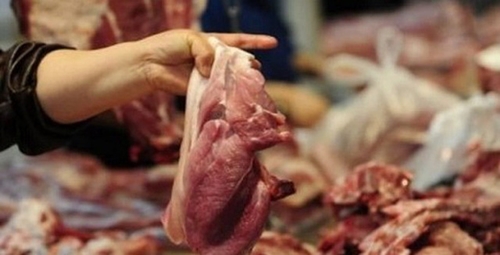“Tồn hơn 300 000 tấn, thịt lợn Việt Nam vẫn khó xuất khẩu vì chất lượng”
