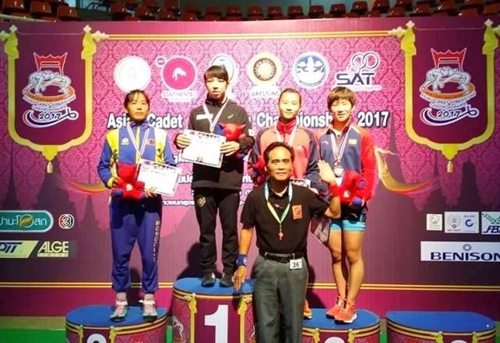 VĐV tuyển vật Huế giành HCĐ tại giải vô địch vật trẻ châu Á
