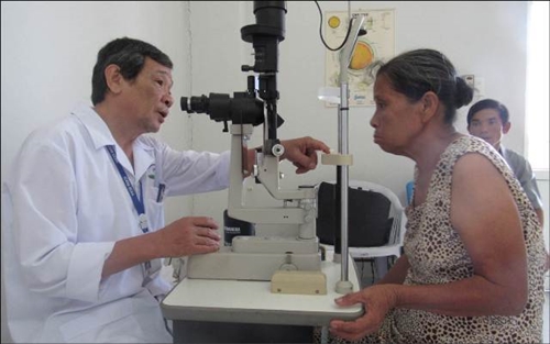 The first Vietnamese doctor honoured as an Eye Health Hero