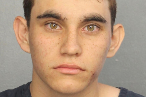Nghi phạm vụ xả súng trường học ở Florida bị buộc 17 tội giết người