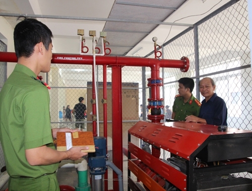 Tuyên truyền phòng cháy, chữa cháy tại chung cư Xuân Phú