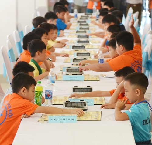 Nearly 300 athletes compete at the 2018 National Youth Chinese Chess Championship