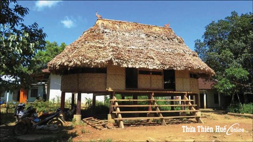 Community-Based Restoration of Guol House