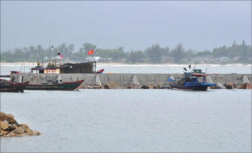 Dự án Bến số 3 cảng Chân Mây Loay hoay tìm nơi đổ thải