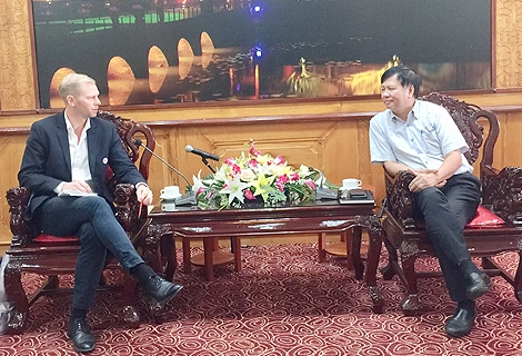 Delegation of Norwegian Football Federation visits and works with Thua Thien Hue Provincial People s Committee