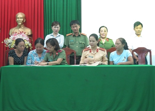 Cảm hóa giáo dục thành công 9 9 thanh thiếu niên phường Phú Hậu