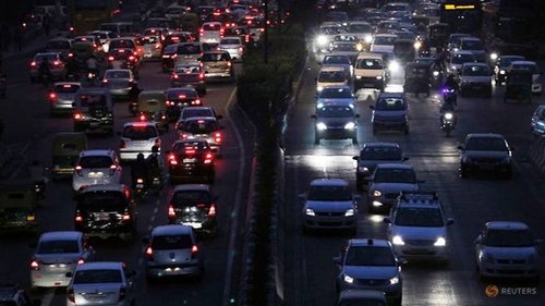 Ấn Độ lên kế hoạch thu phí xe chạy bằng xăng và dầu diesel