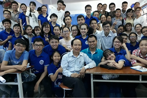 Prof Tran Huu Dang, the inspiration for the young generation