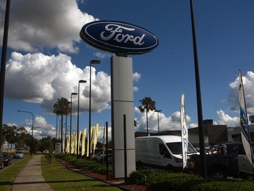 Ford cắt giảm hơn 5 000 việc làm tại Đức