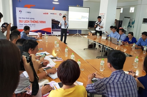 Thua Thien Hue Tourism Department is willing to support and connect tourism startup companies
