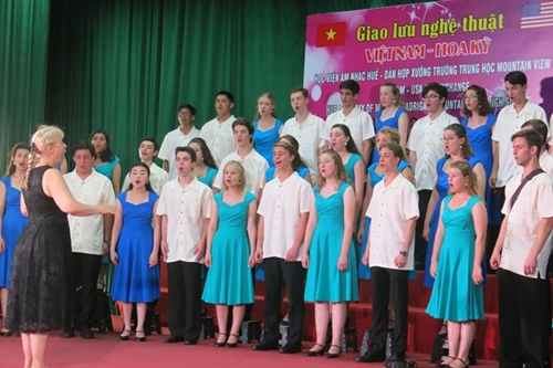 American students perform in Hue city