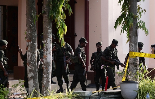 Sri Lanka tăng thêm binh sỹ tham gia chiến dịch truy bắt nghi phạm