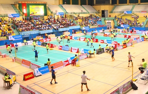 Hơn 350 VĐV tranh tài giải cầu lông các CLB Thừa Thiên Huế mở rộng