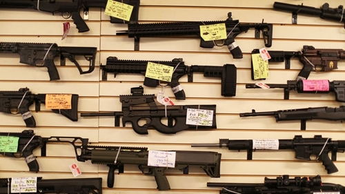 New Zealand có kế hoạch thắt chặt hơn nữa quyền sở hữu súng đạn