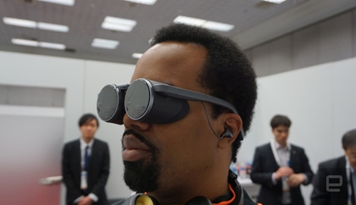 Panasonic công bố kính VR hỗ trợ video HDR