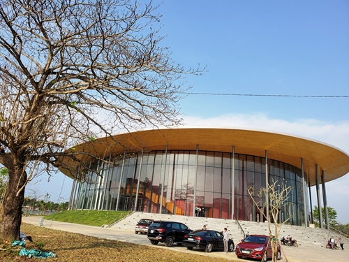 Xây dựng nhà hát Sông Hương có đẳng cấp quốc tế