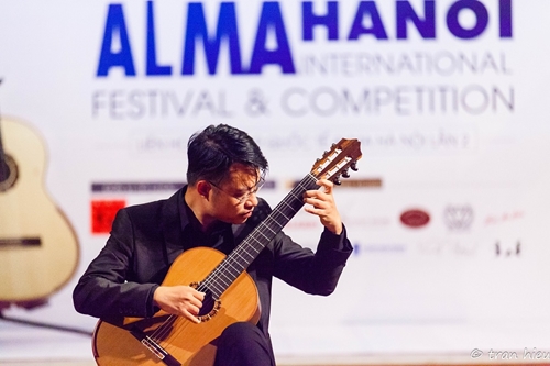 The Embassy of Spain to send guitarist to Hue Festival 2020