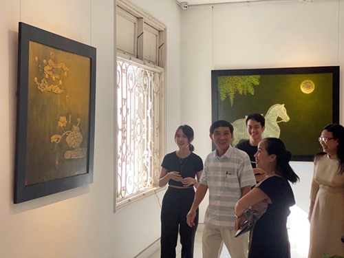 Giới thiệu 46 bức tranh của họa sĩ Lê Văn Nhường
