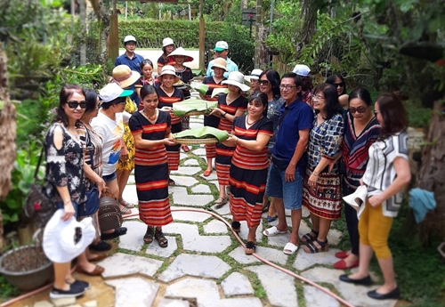 A Nôr được chọn là làng du lịch cộng đồng tiêu biểu của Việt Nam