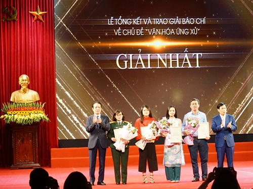Báo Thừa Thiên Huế đoạt 3 giải tại cuộc thi Báo chí viết về Văn hóa ứng xử