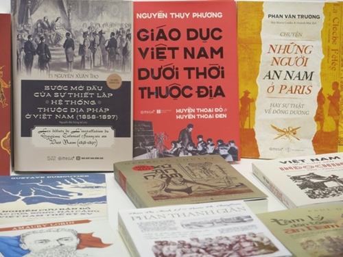 “Giáo dục Việt Nam dưới thời thuộc địa”