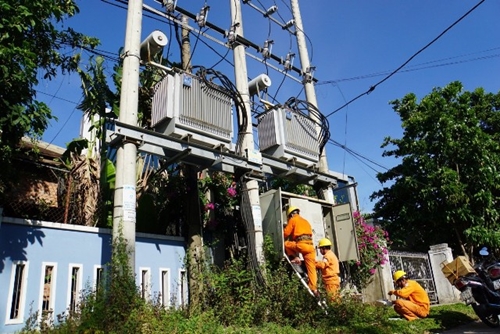 Khách hàng sử dụng điện ảnh hưởng dịch COVID-19 được giảm giá điện, giảm tiền điện trong 3 tháng