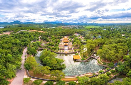 The Nguyen Dynasty with its historical and cultural heritages