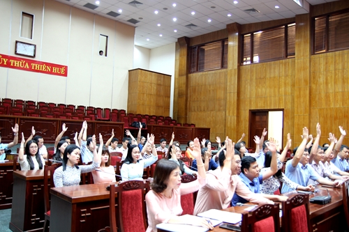 100 cử tri thống nhất giới thiệu ông Lê Trường Lưu ứng cử đại biểu Quốc hội khóa XV và HĐND tỉnh khóa VIII
