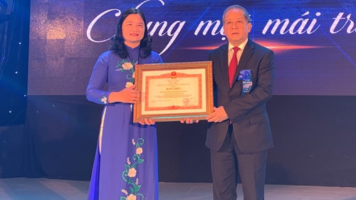 Thủ tướng Chính phủ tặng Bằng khen cho Trường THCS Nguyễn Tri Phương