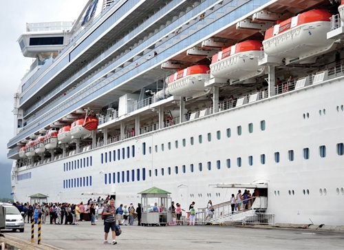 With suitable service, Hue will attract cruise passengers